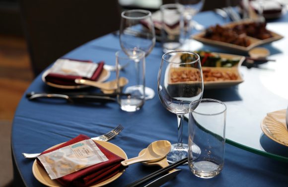 Animer un repas assis lors d&rsquo;un événement d&rsquo;entreprise